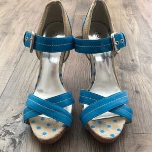 Sandals with Blue accents